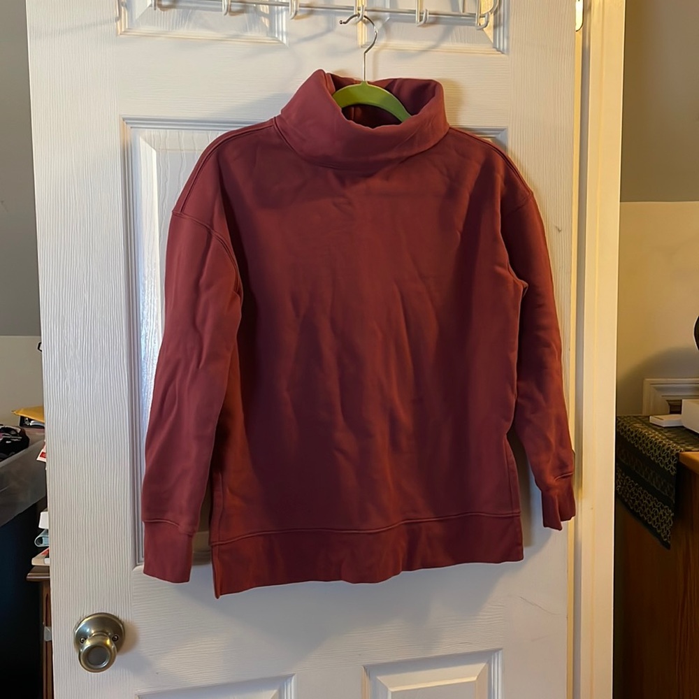 Athleta funnel neck sweatshirt
